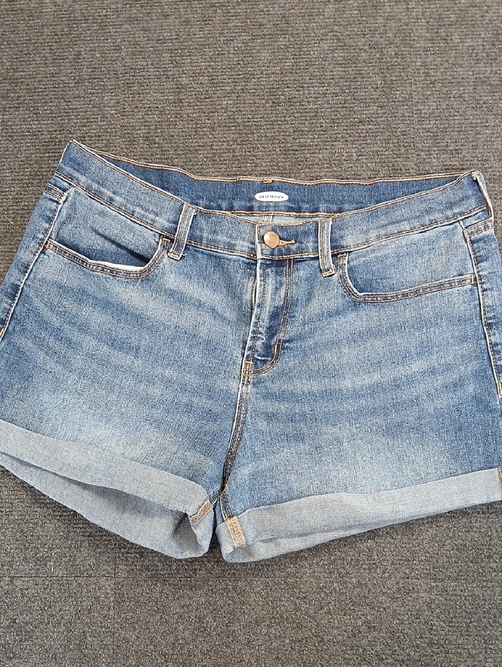 Old Navy Light Blue Rolled-Hem Denim Shorts Sz 12 EUC